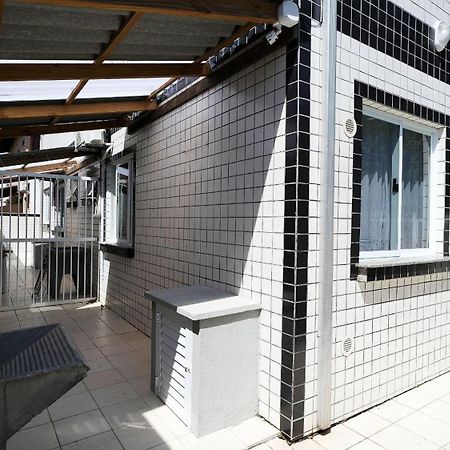Residencial Adolfo - Mestre Naro Bombinhas Eksteriør billede