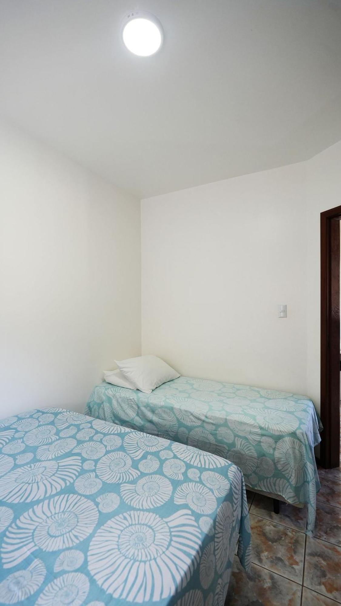 Residencial Adolfo - Mestre Naro Bombinhas Eksteriør billede