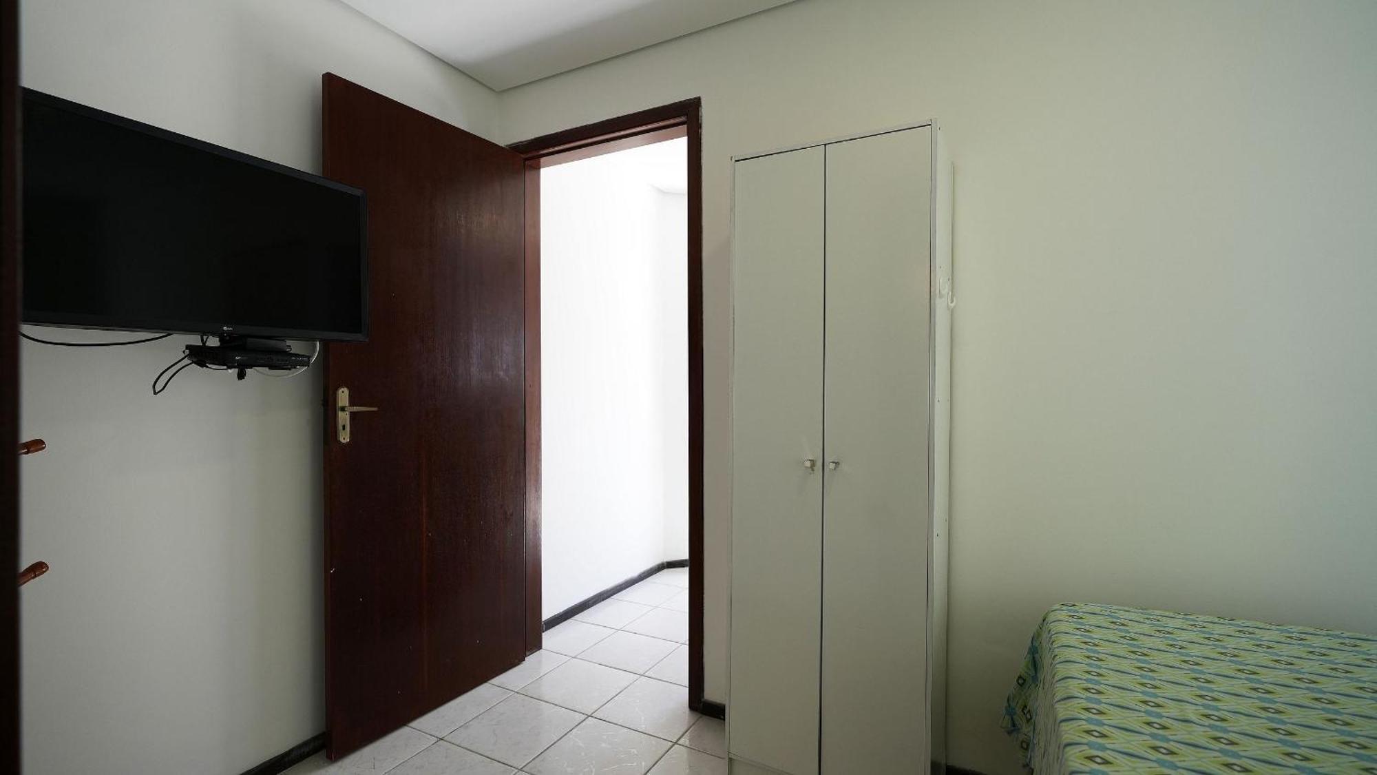 Residencial Adolfo - Mestre Naro Bombinhas Eksteriør billede