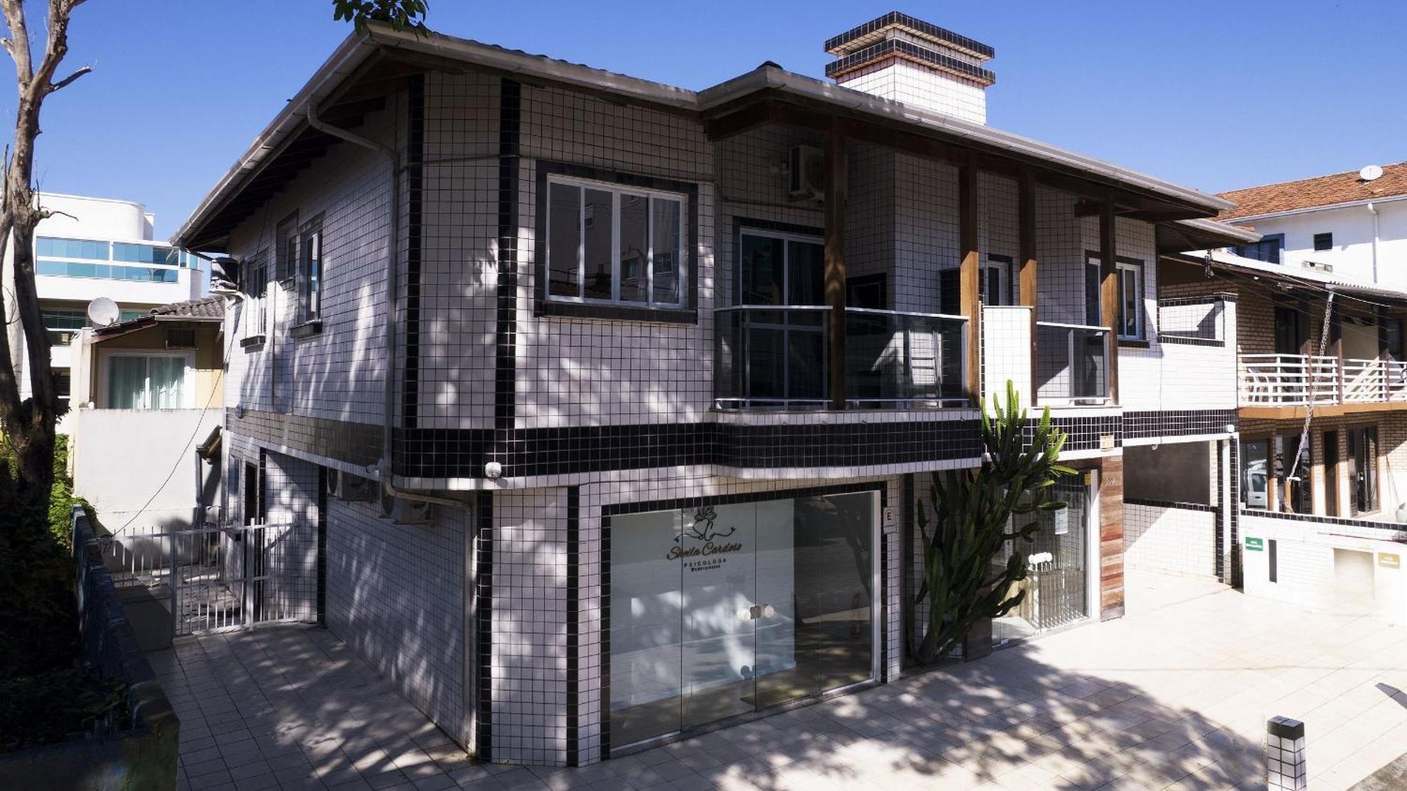 Residencial Adolfo - Mestre Naro Bombinhas Eksteriør billede