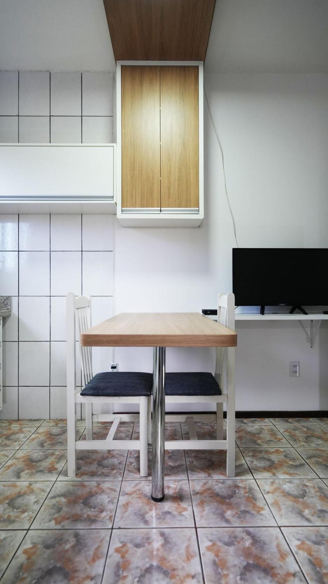 Residencial Adolfo - Mestre Naro Bombinhas Eksteriør billede